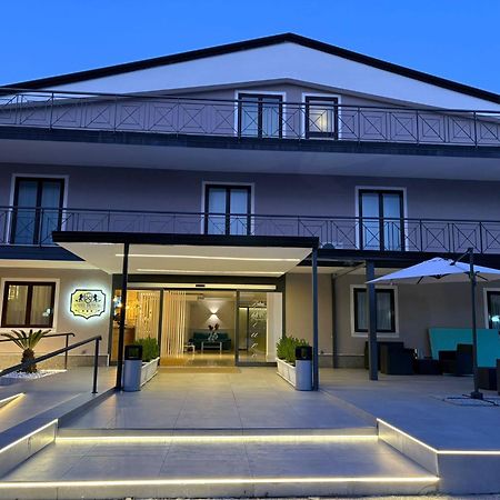 Hotel Plaza Aversa Esterno foto