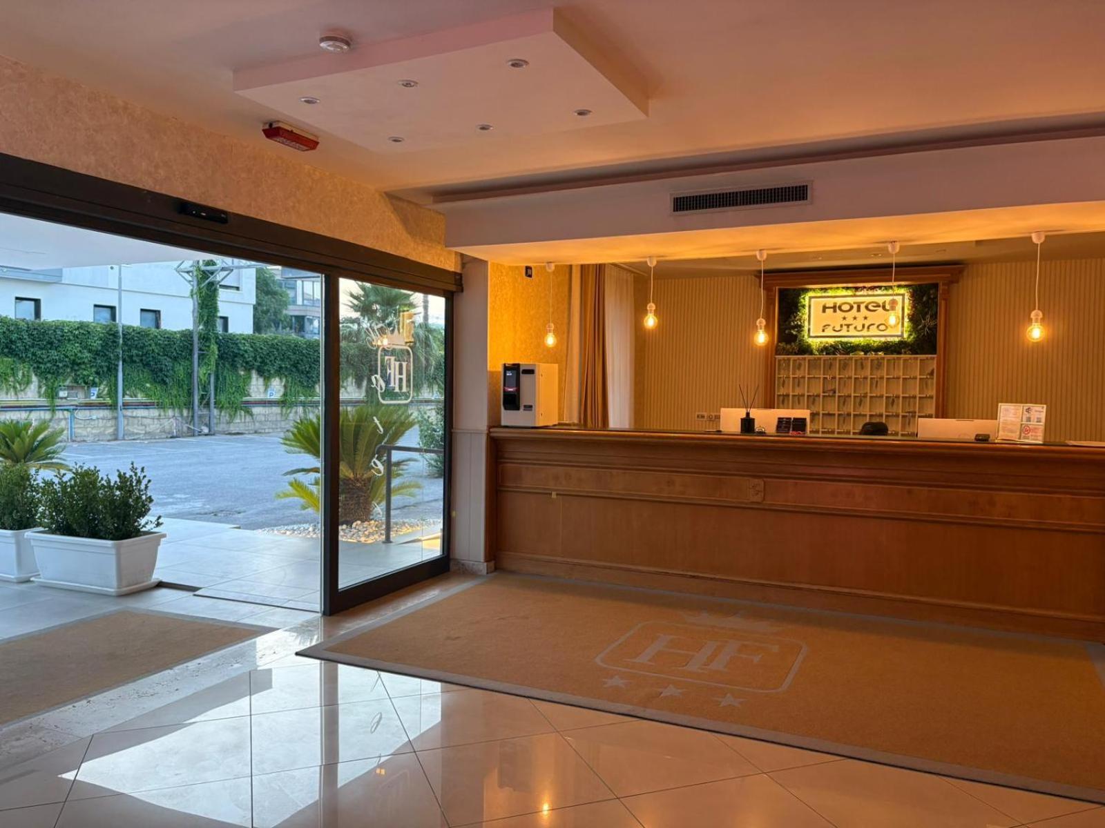 Hotel Plaza Aversa Esterno foto